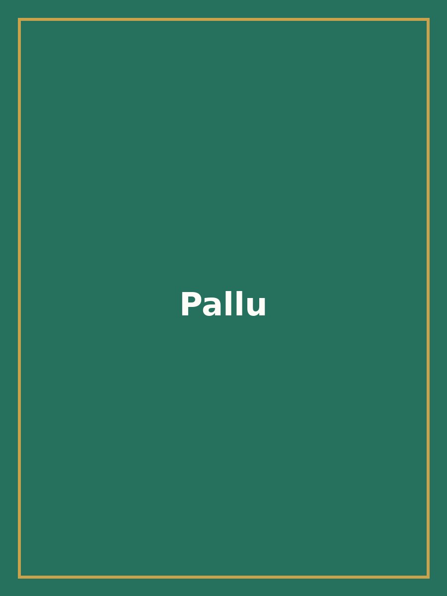 Elegant Emerald Green Banarasi Silk Saree #148 — view 4